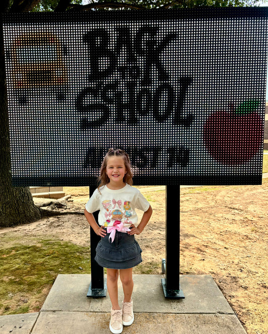 Girl back to school